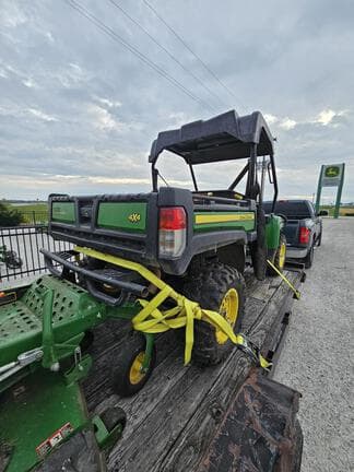 Image of John Deere XUV 825M equipment image 3