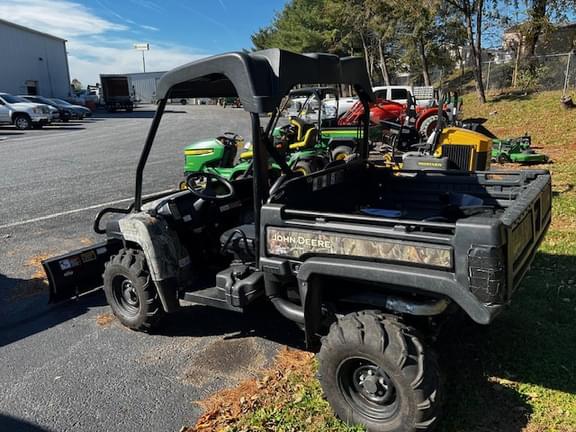 Image of John Deere XUV 825M equipment image 1