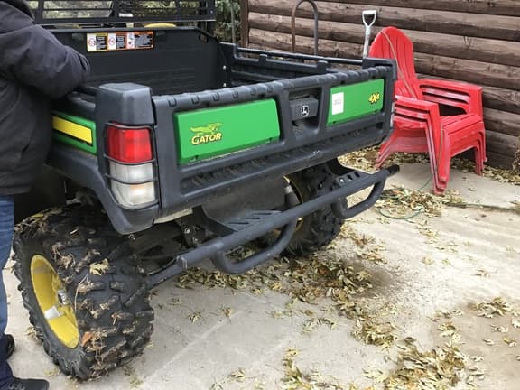 Image of John Deere XUV 825M equipment image 1