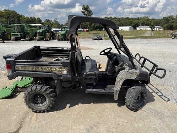 Image of John Deere XUV 825M Primary image