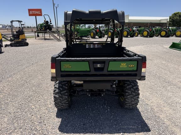 Image of John Deere XUV 825M S4 equipment image 3