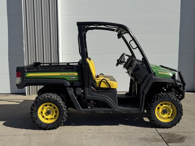 Image of John Deere XUV 835M equipment image 3