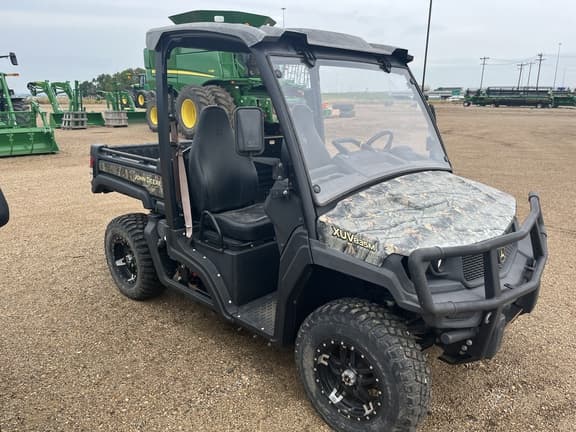 Image of John Deere XUV 835M equipment image 3