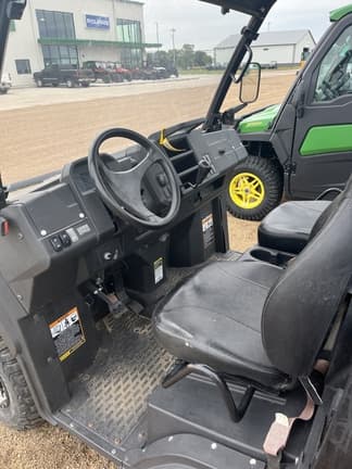 Image of John Deere XUV 835M equipment image 4