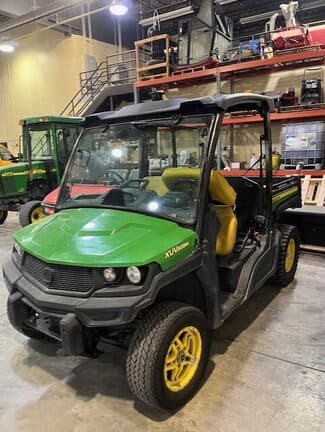 Image of John Deere XUV 835M equipment image 1