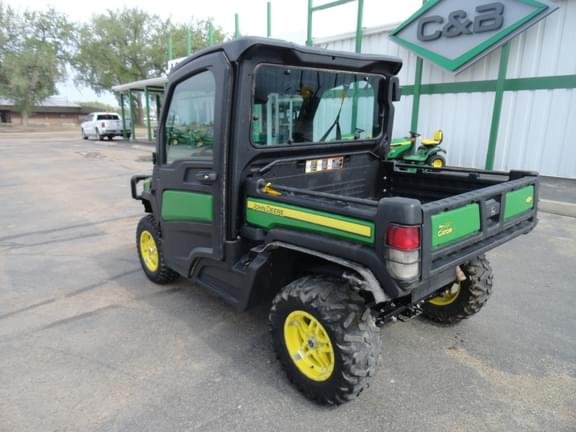 Image of John Deere XUV 835M equipment image 2