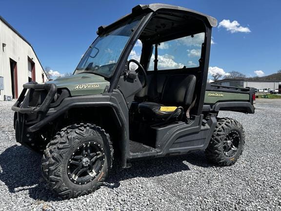 2018 John Deere XUV 835M Equipment Image0