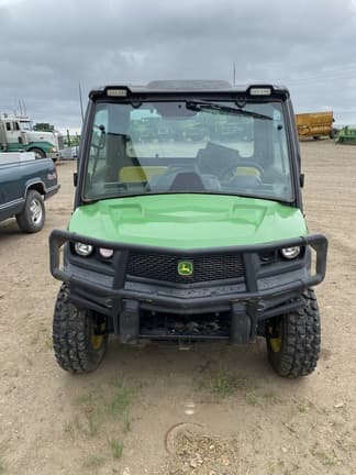 Image of John Deere XUV 835M equipment image 1