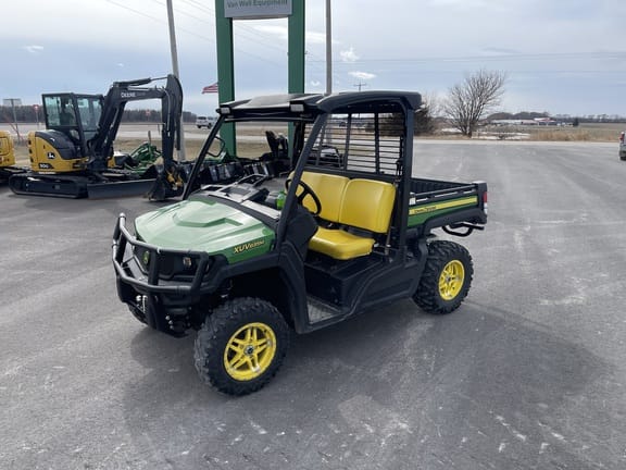 2018 John Deere XUV 835M Equipment Image0