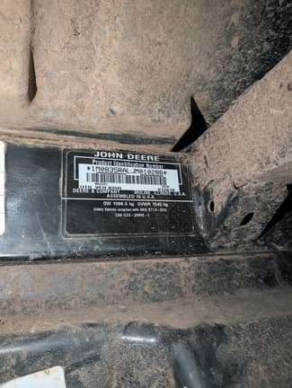 Image of John Deere XUV 835R equipment image 3