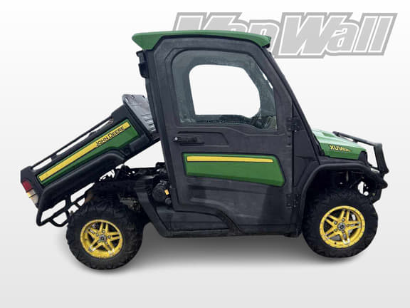 Image of John Deere XUV 835R Primary image