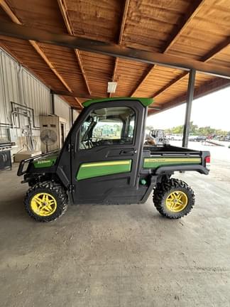 Image of John Deere XUV 865R Primary image