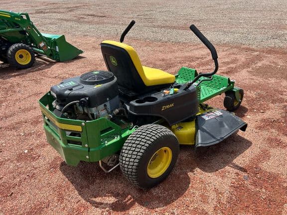 Image of John Deere Z335E equipment image 2