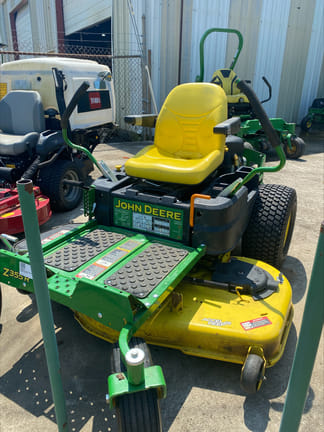 2018 John Deere Z355R Equipment Image0