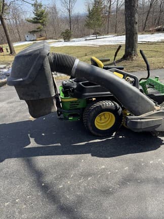 Image of John Deere Z525E equipment image 1