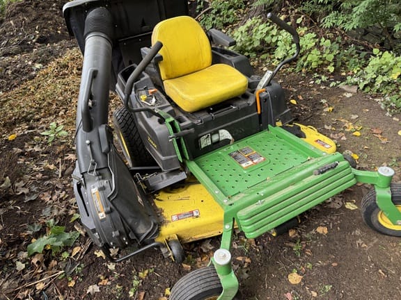 2018 John Deere Z535M Equipment Image0