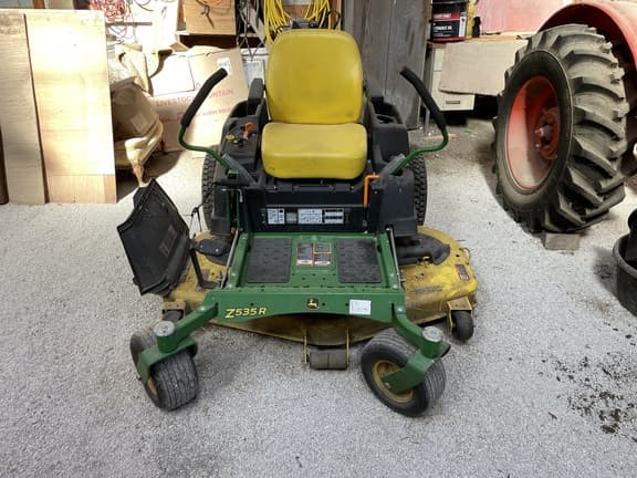 Image of John Deere Z535R equipment image 1