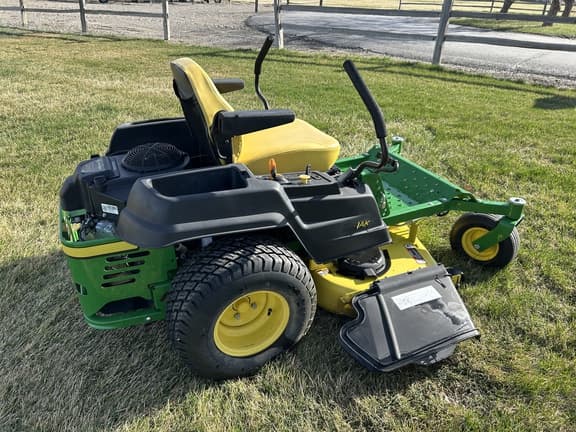 Image of John Deere Z540M equipment image 2