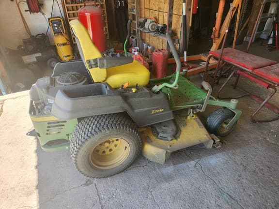 Image of John Deere Z540R equipment image 1