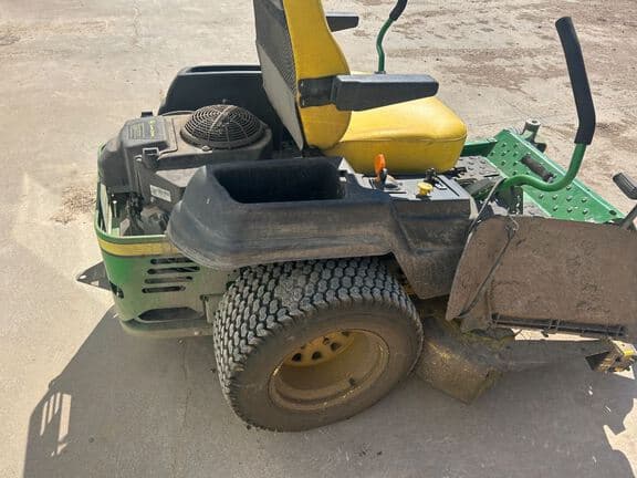 Image of John Deere Z540R equipment image 4
