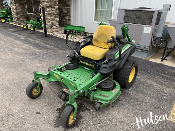 Image of John Deere Z915E equipment image 1
