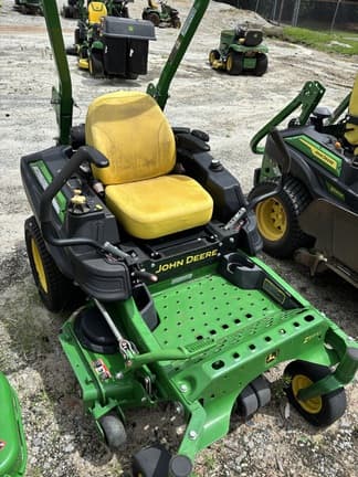 Image of John Deere Z915E equipment image 1
