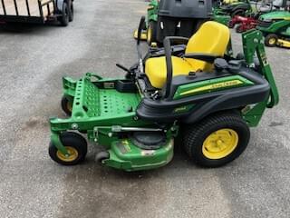 Image of John Deere Z915E Primary image