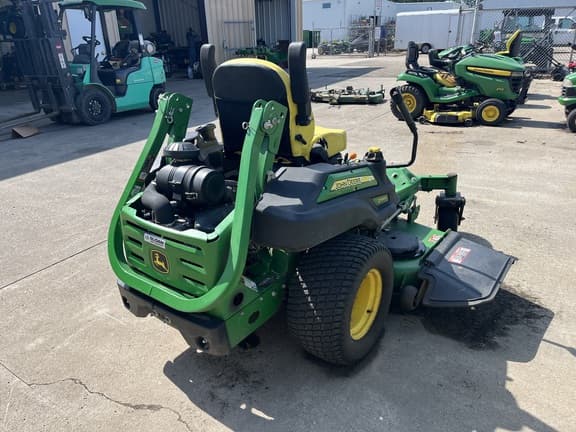 Image of John Deere Z930R equipment image 1