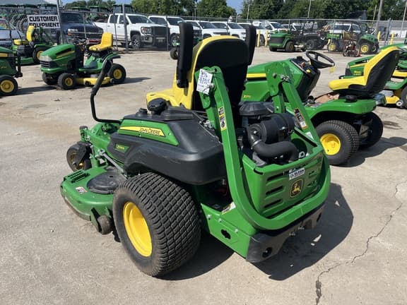 Image of John Deere Z930R equipment image 2