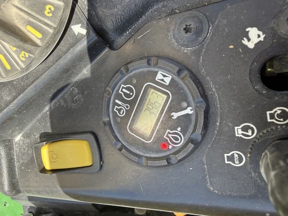 Image of John Deere Z950R equipment image 4