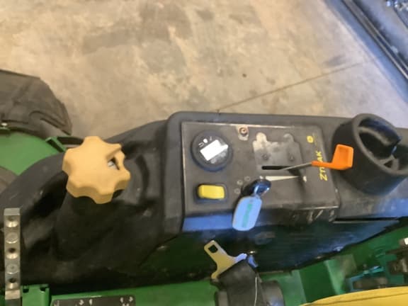 Image of John Deere Z997R equipment image 4