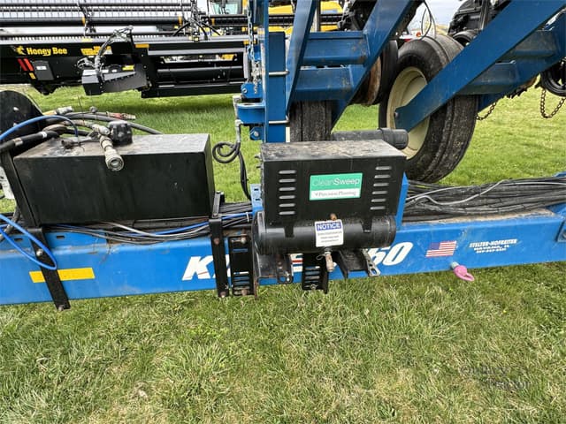 Image of Kinze 3660 equipment image 1