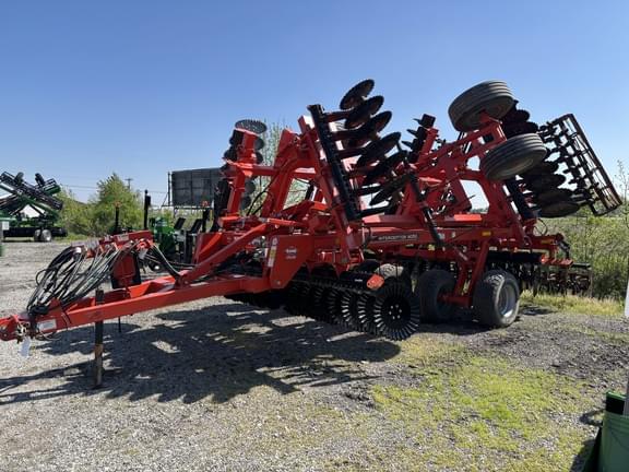 Image of Kuhn Krause Interceptor 8050 equipment image 3