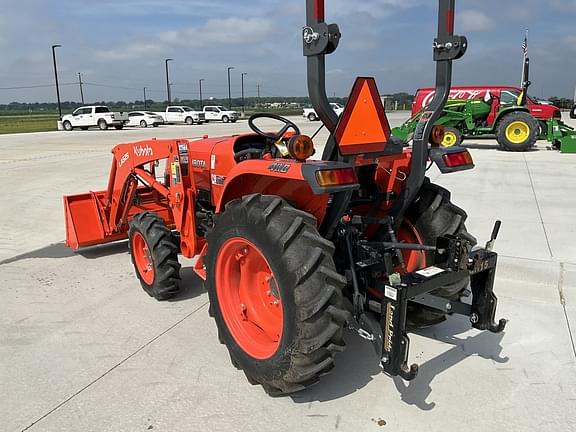 Image of Kubota L2501 equipment image 3