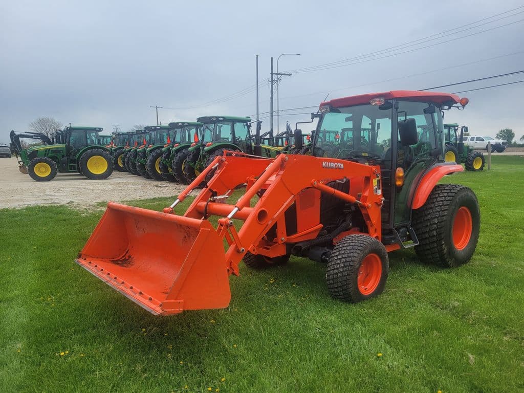 Image of Kubota L6060 Primary image