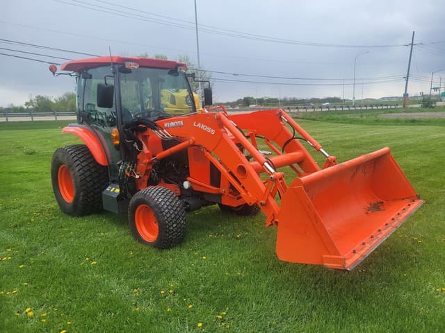 Image of Kubota L6060 equipment image 1