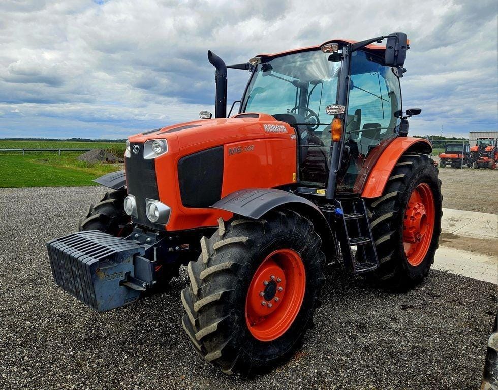 2018 Kubota M6-141 Equipment Image0