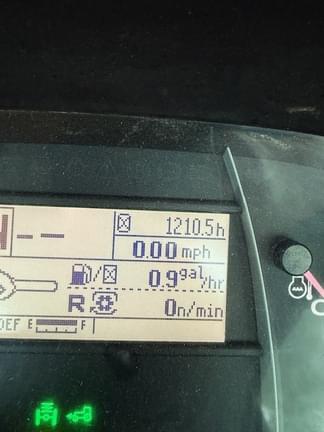 Image of Kubota M7.151 equipment image 4