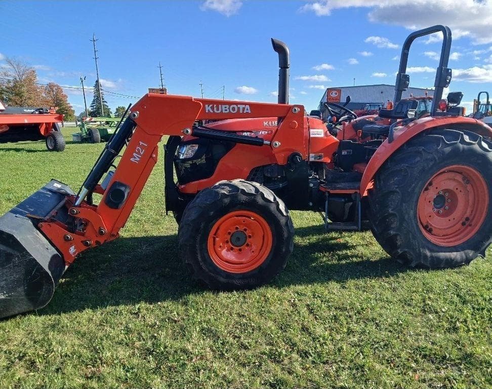 Image of Kubota M7060 Primary image
