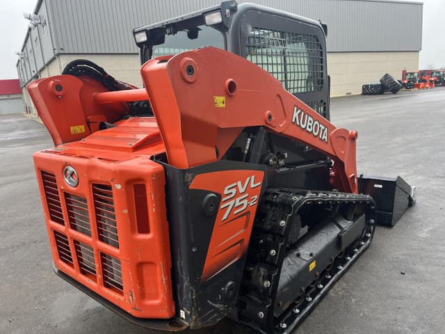 Image of Kubota SVL75-2 equipment image 3