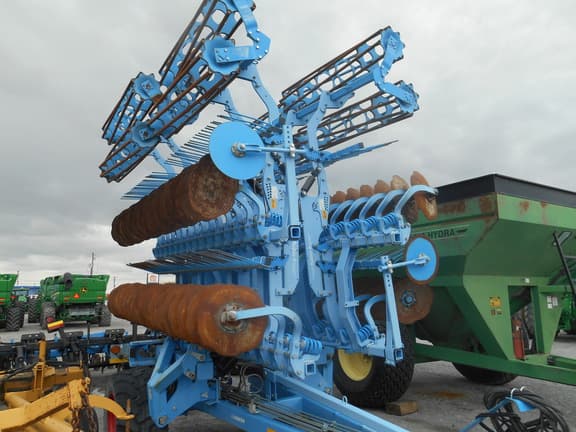 Image of Lemken Gigant 10 equipment image 1