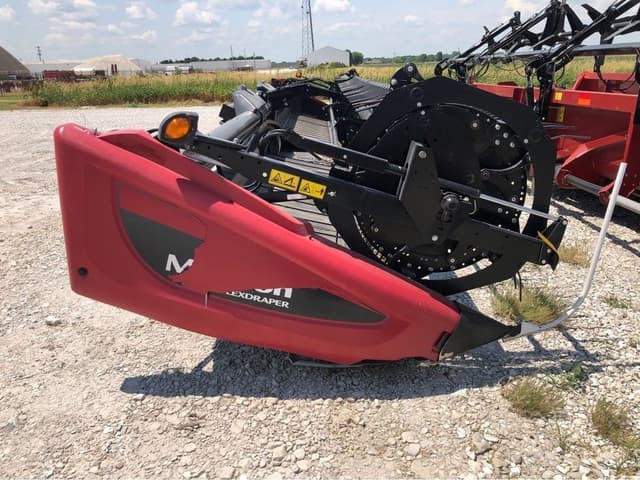 Image of MacDon FD75-S equipment image 1