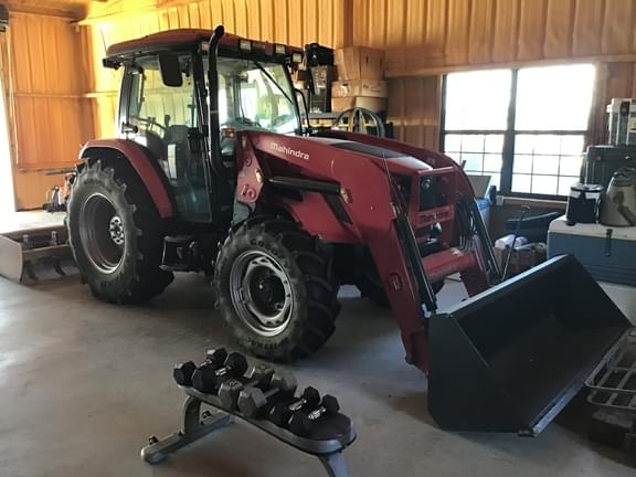 Image of Mahindra 8100 equipment image 2