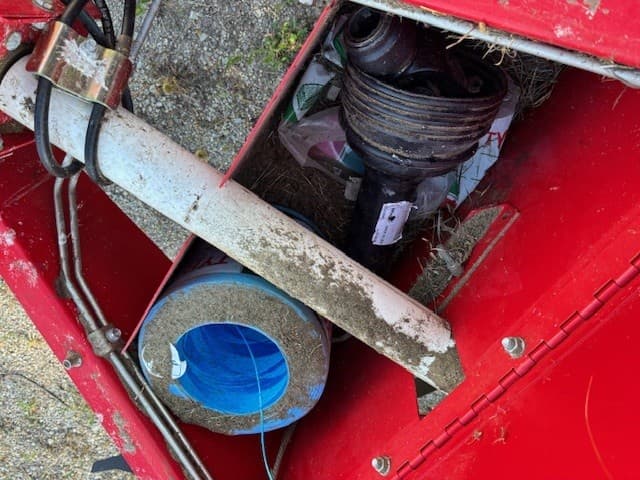 Image of Massey Ferguson 1734 equipment image 2