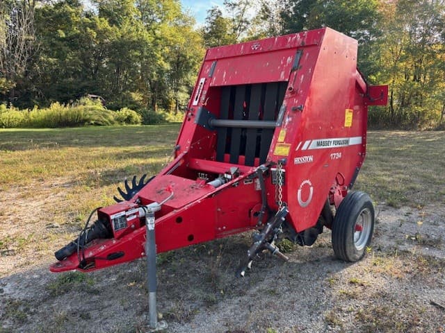 Image of Massey Ferguson 1734 equipment image 1