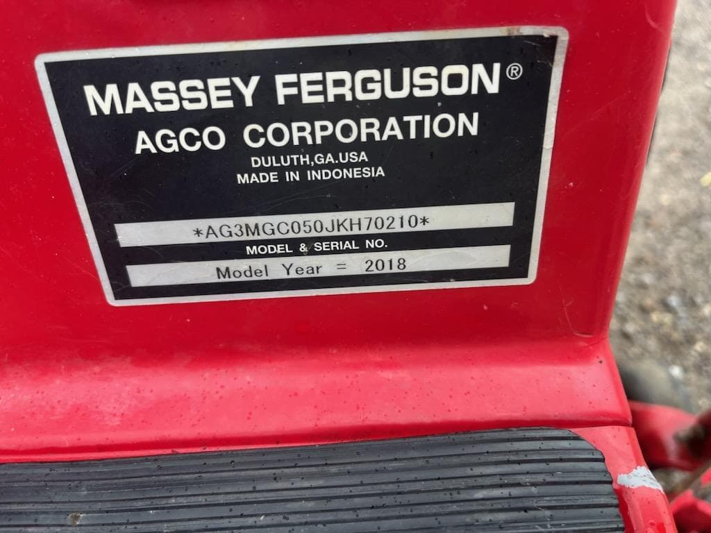 Image of Massey Ferguson GC1705 Image 1