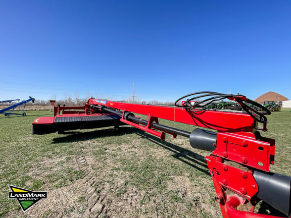 Image of New Holland 316 equipment image 2