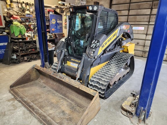 2018 New Holland C237 Equipment Image0