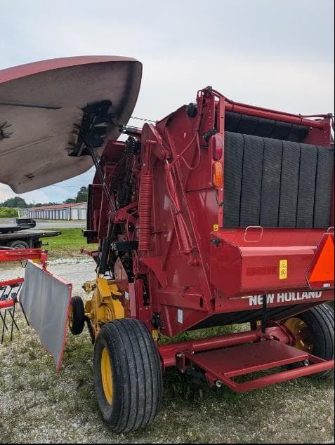 Image of New Holland RB450 equipment image 3