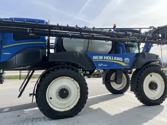 Image of New Holland SP.345F equipment image 1